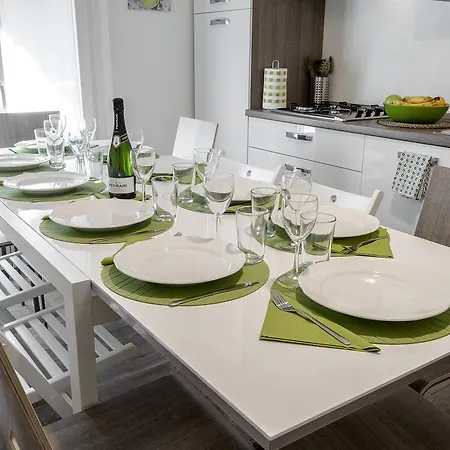 Apartment Stayeasy Filzi11 - 3 Bedrooms, 2 Baths - Station Milan